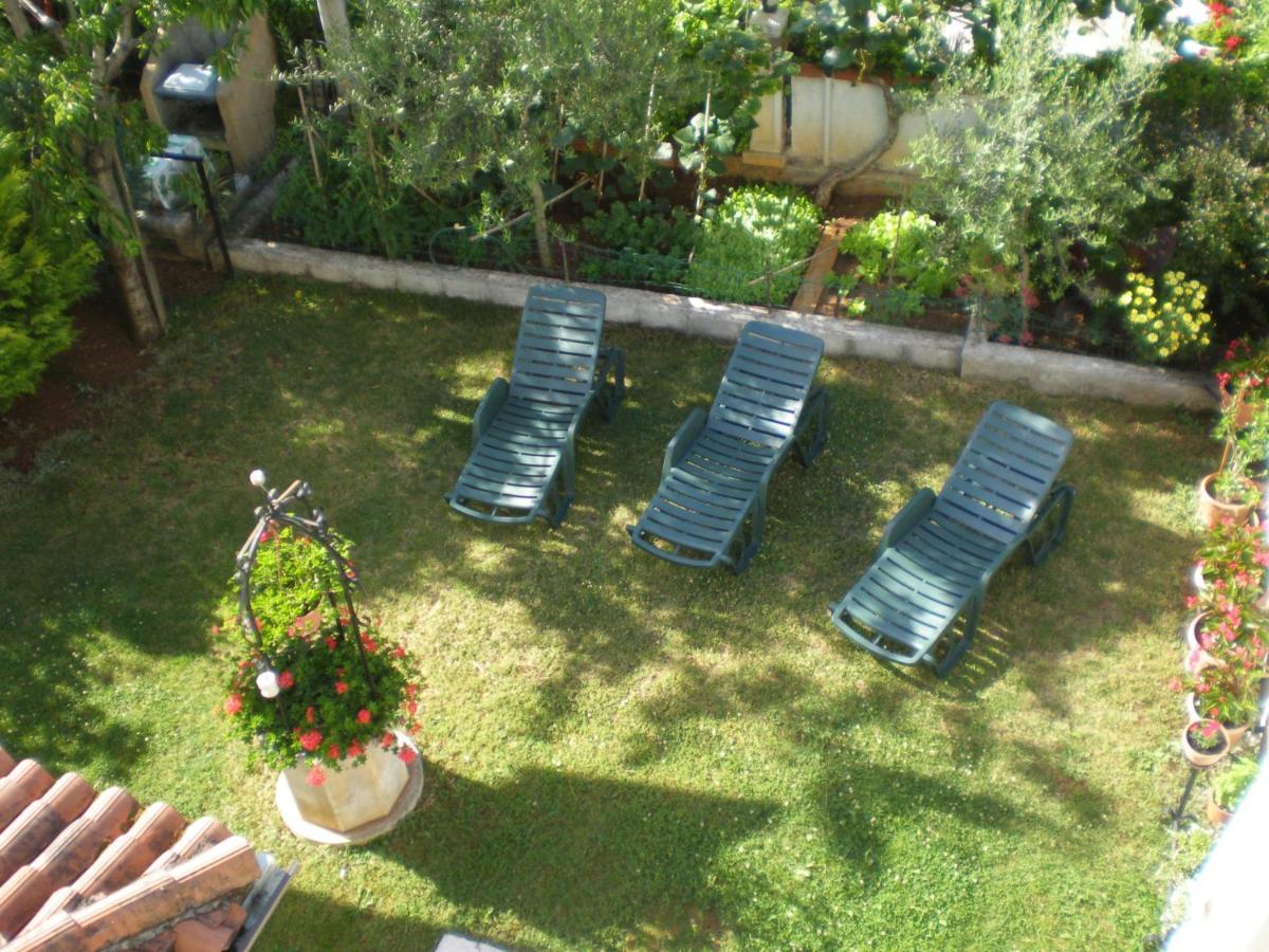 Apartment Sunny Garden Porec Ngoại thất bức ảnh